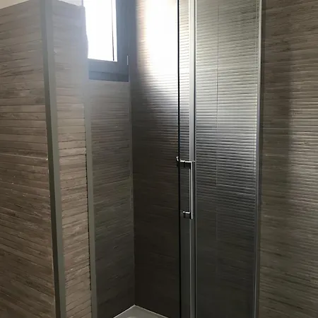 Le Clos Des Cigales - 3* Nimes