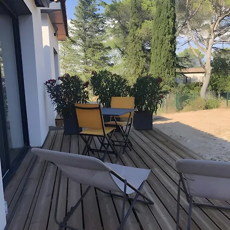 Pensionat Le Clos Des Cigales - Nîmes